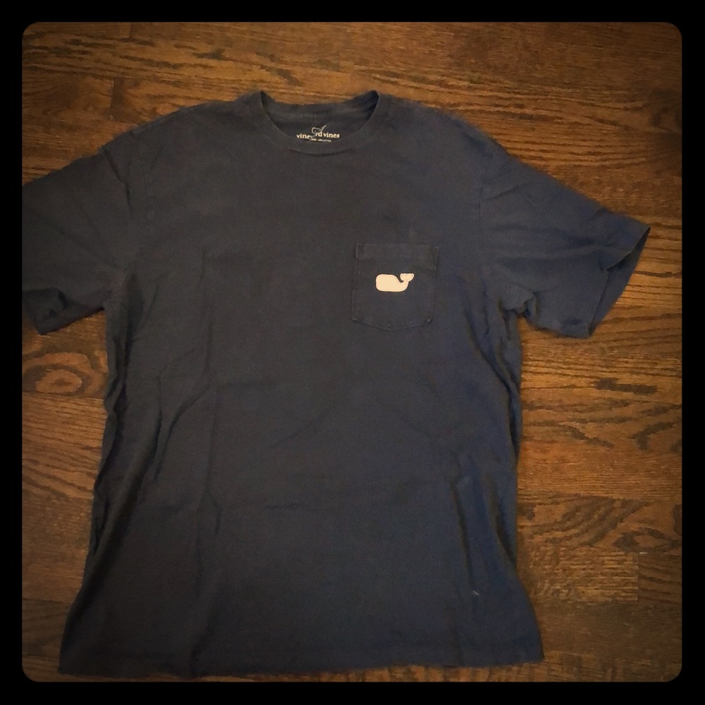 Vineyard Vines tee